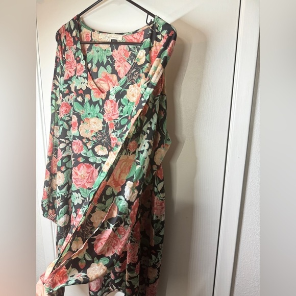Lovers + Friends Black Pink Cream Rose Floral Cold Shoulder Mini Dress Size M - Picture 8 of 16
